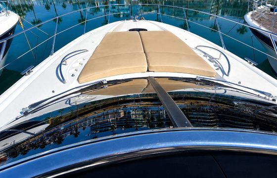 Motorboat Sunseeker 50 Camargue 32hp