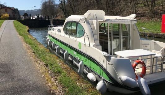 Houseboat Nicols Estivale Sixto Green