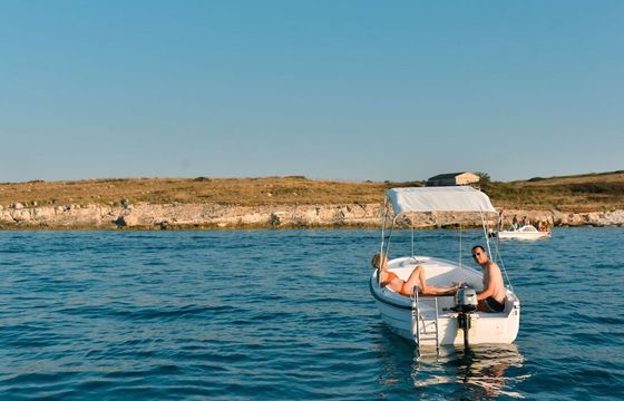 Boat without licence  VEN 501 6hp