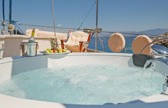 Gulet Luxuy Gulet Jakuzi 36m