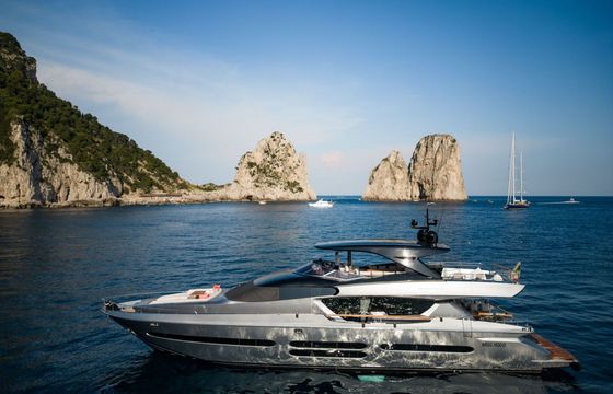 Motor yacht Rizzardi Technema 90 4000hp