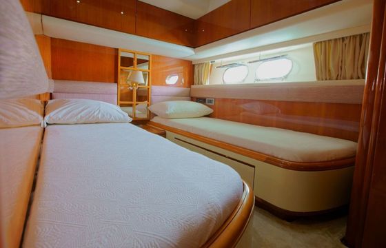 Motor yacht Mochi Craft Sonic 2100hp