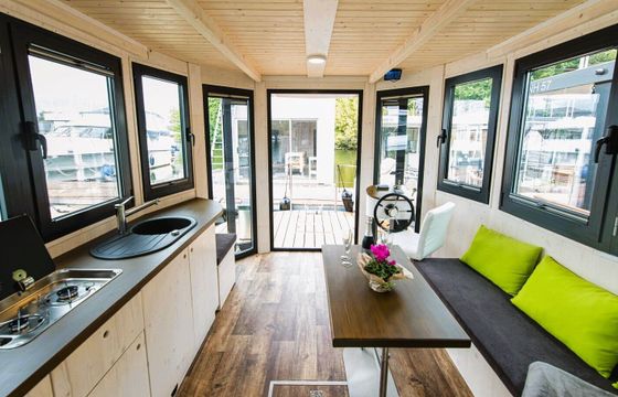 Houseboat Nautilus Hausboote Nautiki mini 3 mit Kamin - führerscheinfrei