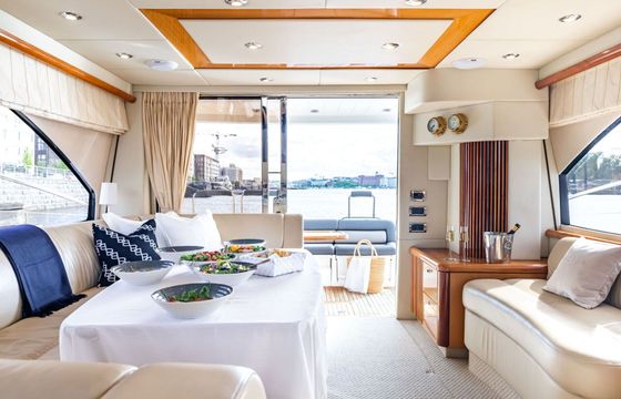 Motor yacht Sunseeker Manhattan 52 1400hp