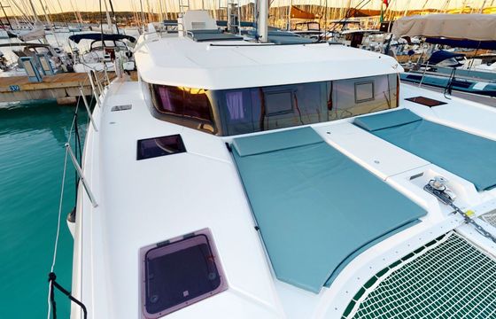 Catamaran Dufour Catamarans 48 14.7m