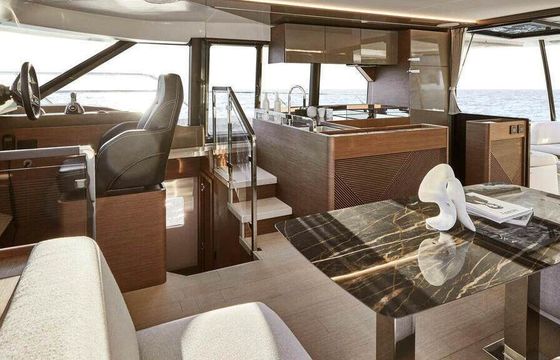Catamaran Prestige M48 14m
