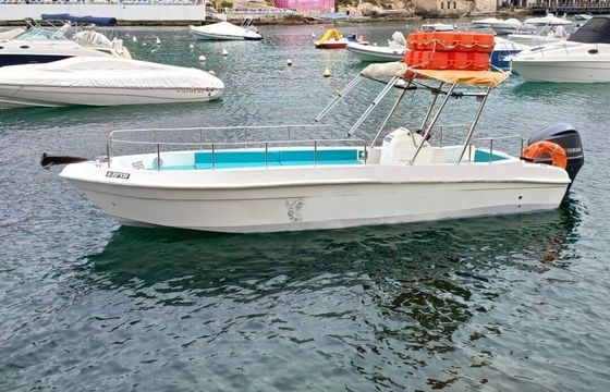 Motorboat Buccaneer 24 ft open motorboat 250hp