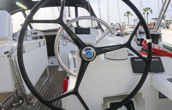 Sailboat Jeanneau Sun Odyssey 419 12m