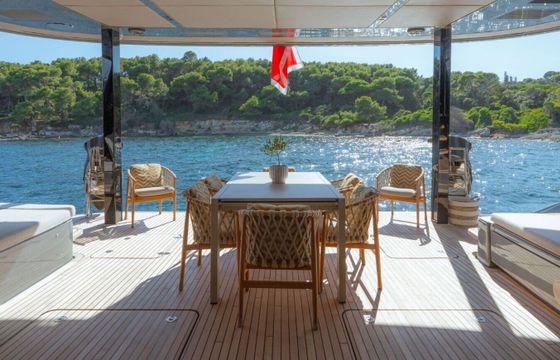 Sailing yacht Sunreef Yachts Sunreef 80 Eco 23.99m