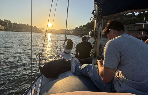 Sailboat Jeanneau Brie 9m