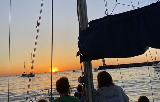 Sailboat Jeanneau Brie 9m