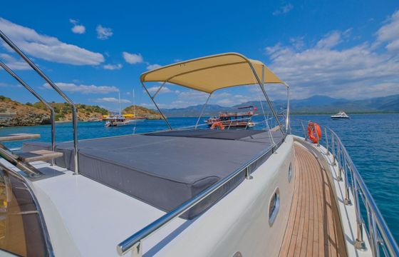 Gulet Luxury custom built gulet with a capacity of 6 people 16m