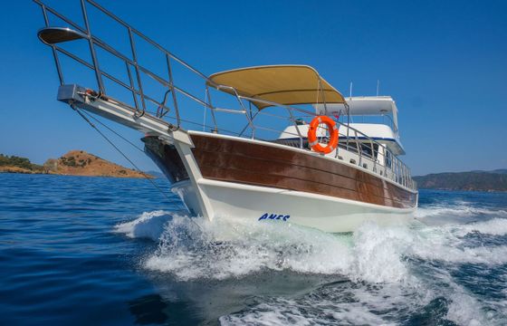 Gulet Luxury custom built gulet with a capacity of 6 people 16m