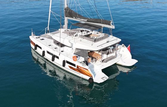 Catamaran Lagoon 51 15m