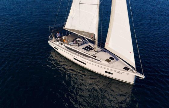 Sailboat Bavaria Yachtbau Bavaria C46 - 4 cab. 14m
