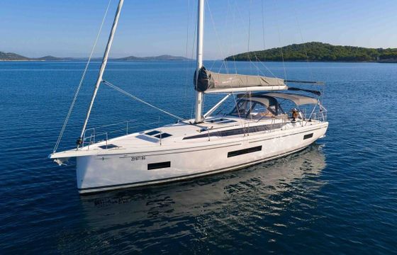 Sailboat Bavaria Yachtbau Bavaria C46 - 4 cab. 14m