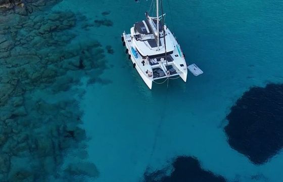 Catamaran Lagoon 450F 13.7m