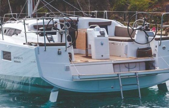 Sailboat Jeanneau Sun Odyssey 410 12m