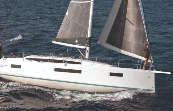 Sailboat Jeanneau Sun Odyssey 410 12m