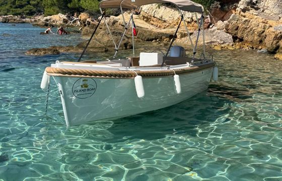 Boat without licence  Silveryacht Silver 495 6hp