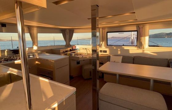 Catamaran Lagoon 46 13m