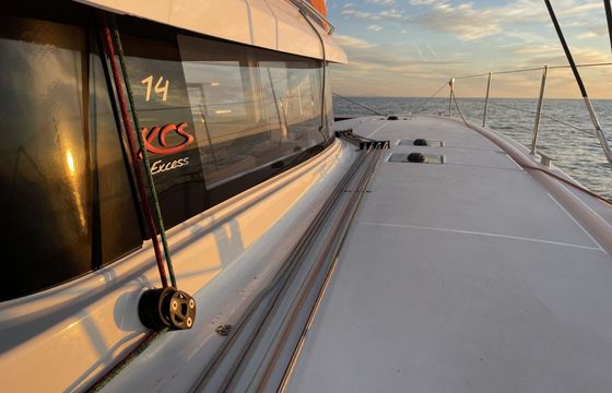 Catamaran Beneteau Excess 14 14m