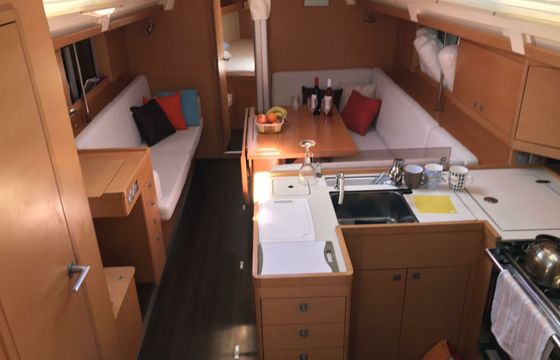 Sailboat Elan 410 12.5m