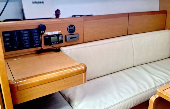 Sailboat Jeanneau SUN ODYSSEY 30I PERFORMANCE  8.79m