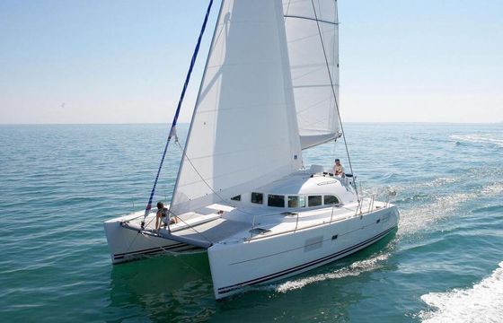 Catamaran Lagoon 380 11.55m