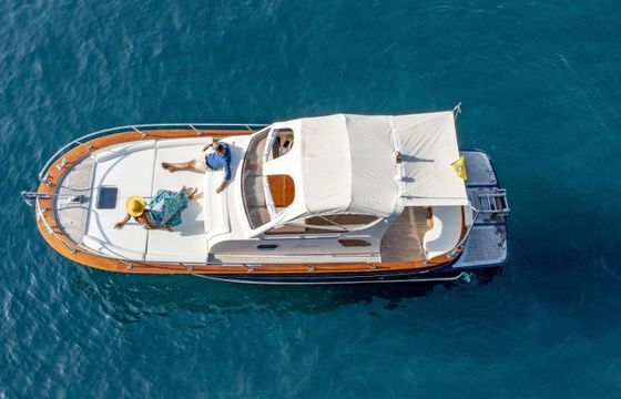 Motorboat Cantiere Maresca Gozzo 9 Cabin 500hp