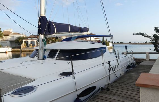 Catamaran Fountaine Pajot Lavezzi 40 11.9m