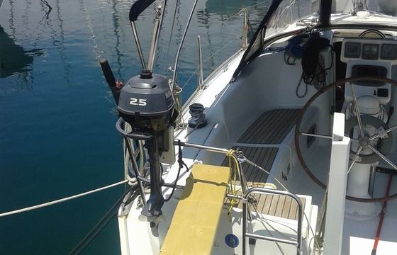 Sailboat Beneteau Oceanis Clipper 34 10.34m