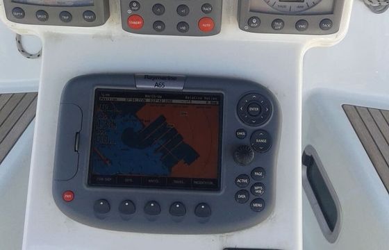 Sailboat Beneteau Oceanis Clipper 34 10.34m