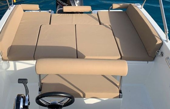 Motorboat Nuva M6 Cabin 150hp