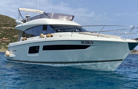 Motorboat Prestige 500 840hp