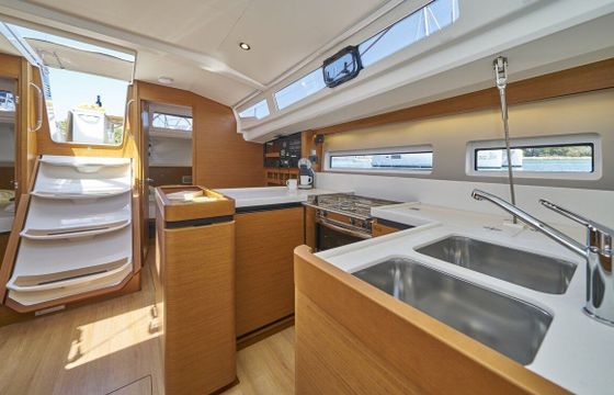 Sailboat Jeanneau Sun Odyssey 440 - 3 cab. 13m