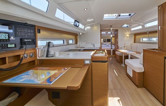 Sailboat Jeanneau Sun Odyssey 440 - 3 cab. 13m