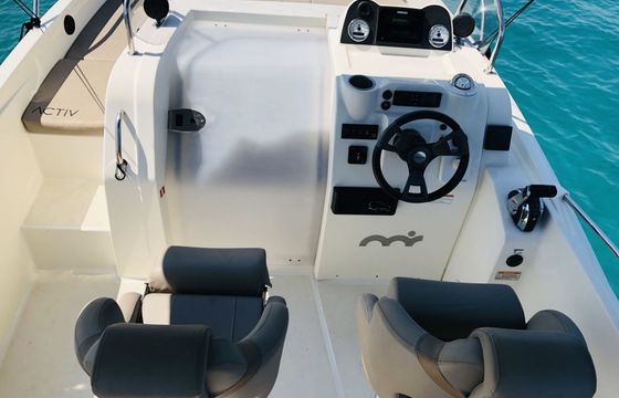 Motorboat Quicksilver quicksilver 675 Sundeck 150hp