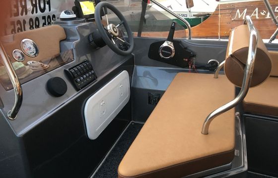 RIB Grgnic yahting Shark 23 200hp
