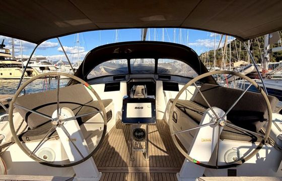 Sailboat Hanse Hanse 415 12.4m