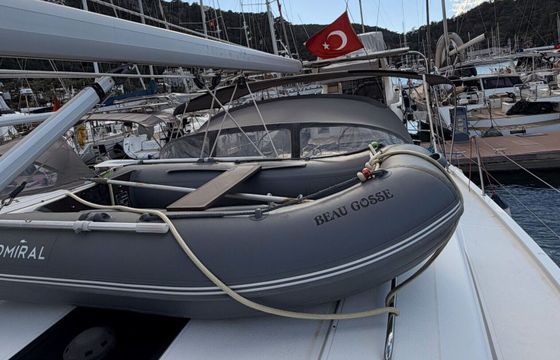 Sailboat Hanse Hanse 415 12.4m