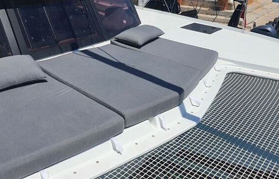 Catamaran Fountaine Pajot Isla 40 11m