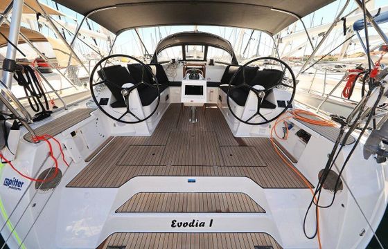 Sailboat Bavaria Yachtbau Bavaria Cruiser 46 - 4 cab. 14m