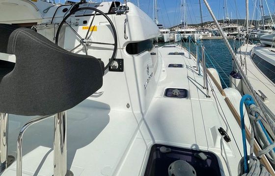 Sailboat Lagoon Lagoon 400 12m