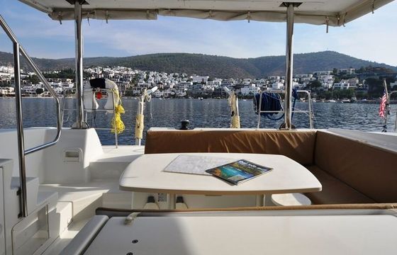 Catamaran LAGOON 421 12.61m