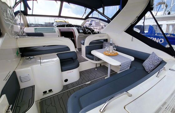 Motorboat Fairline Targa 520hp