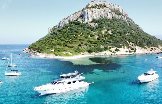 Motor yacht RIZZARDI TECHNEMA 98 (Refit 2026) 3600hp