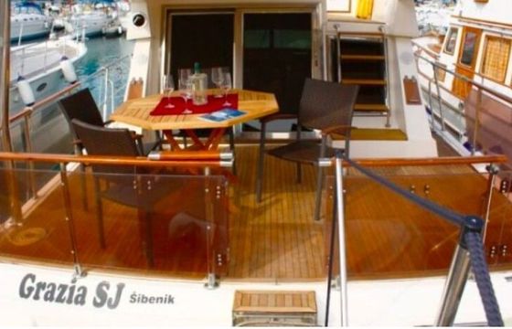 Motorboat Yaretti Yaretti 1570 Heck 425hp