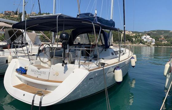 Sailboat Jeanneau Sun Odyssey 42i Performance 12.85m