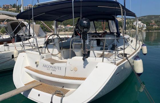 Sailboat Jeanneau Sun Odyssey 42i Performance 12.85m